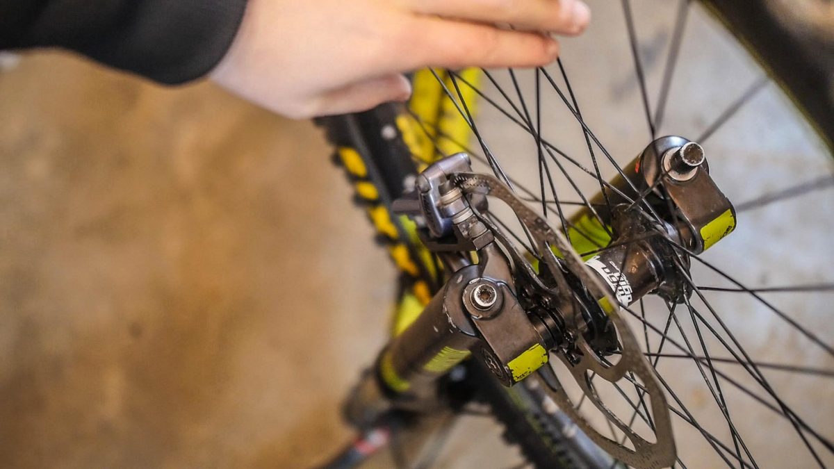 bremsen und schaltung im hinterrad fahrrad
